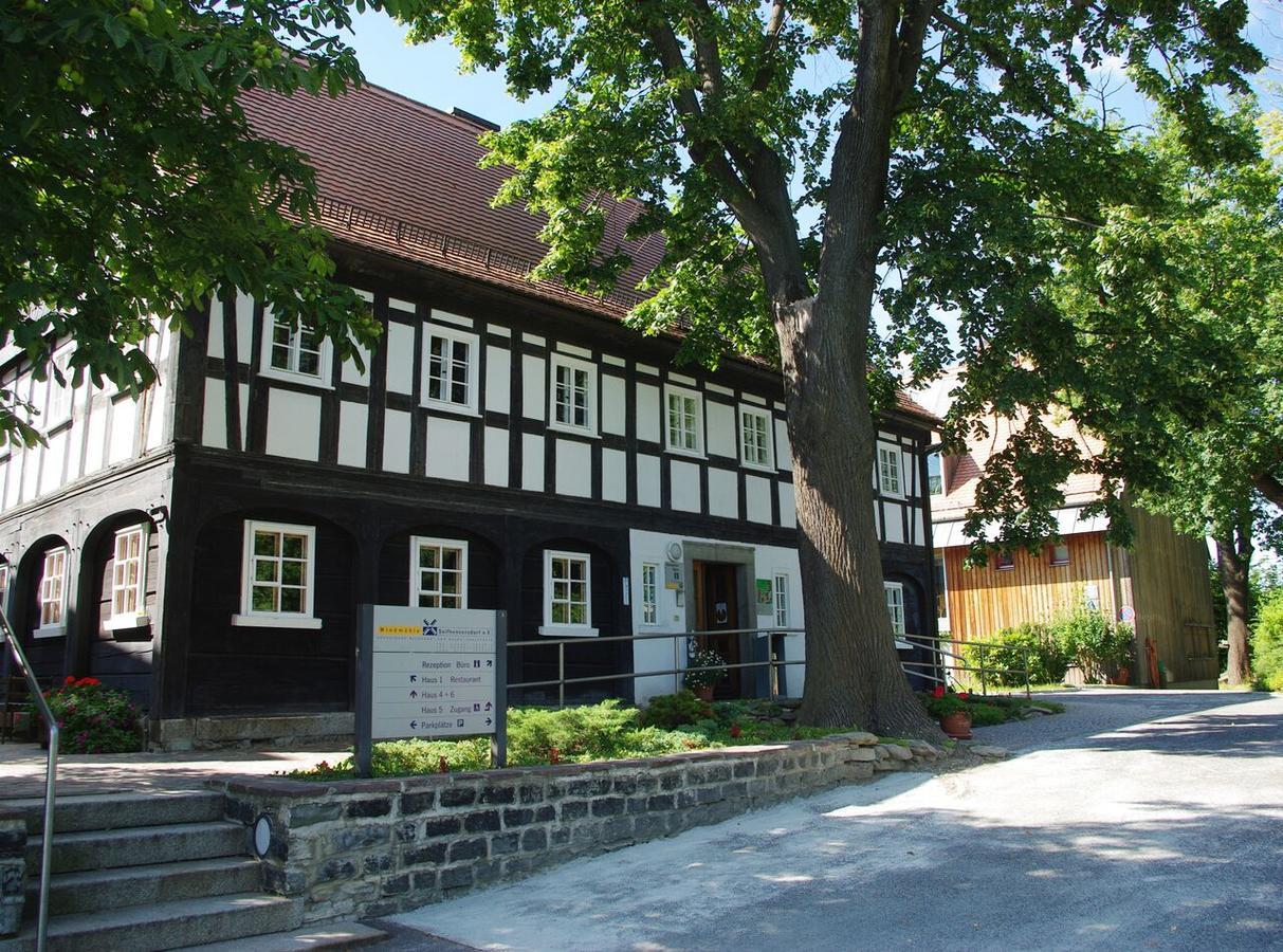 Saechsische Bildungs- Und Begegnungsstaette Windmuehle Seifhennersdorf Hotel Exterior photo